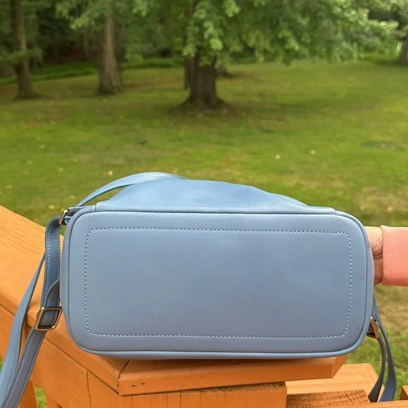 Coach 9827 Legacy West Leather Backpack display picture 3